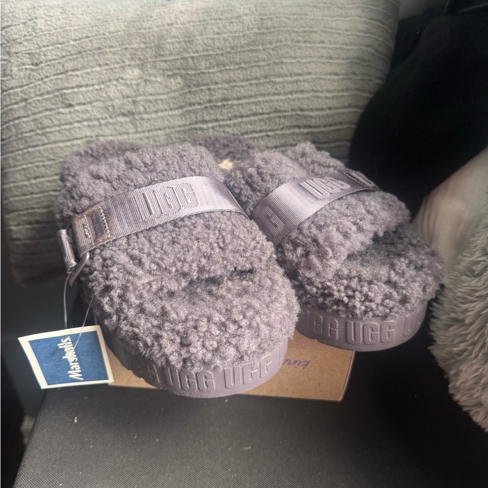 BRAND NEW purple fluffita fleece fuzzy ugg slippers